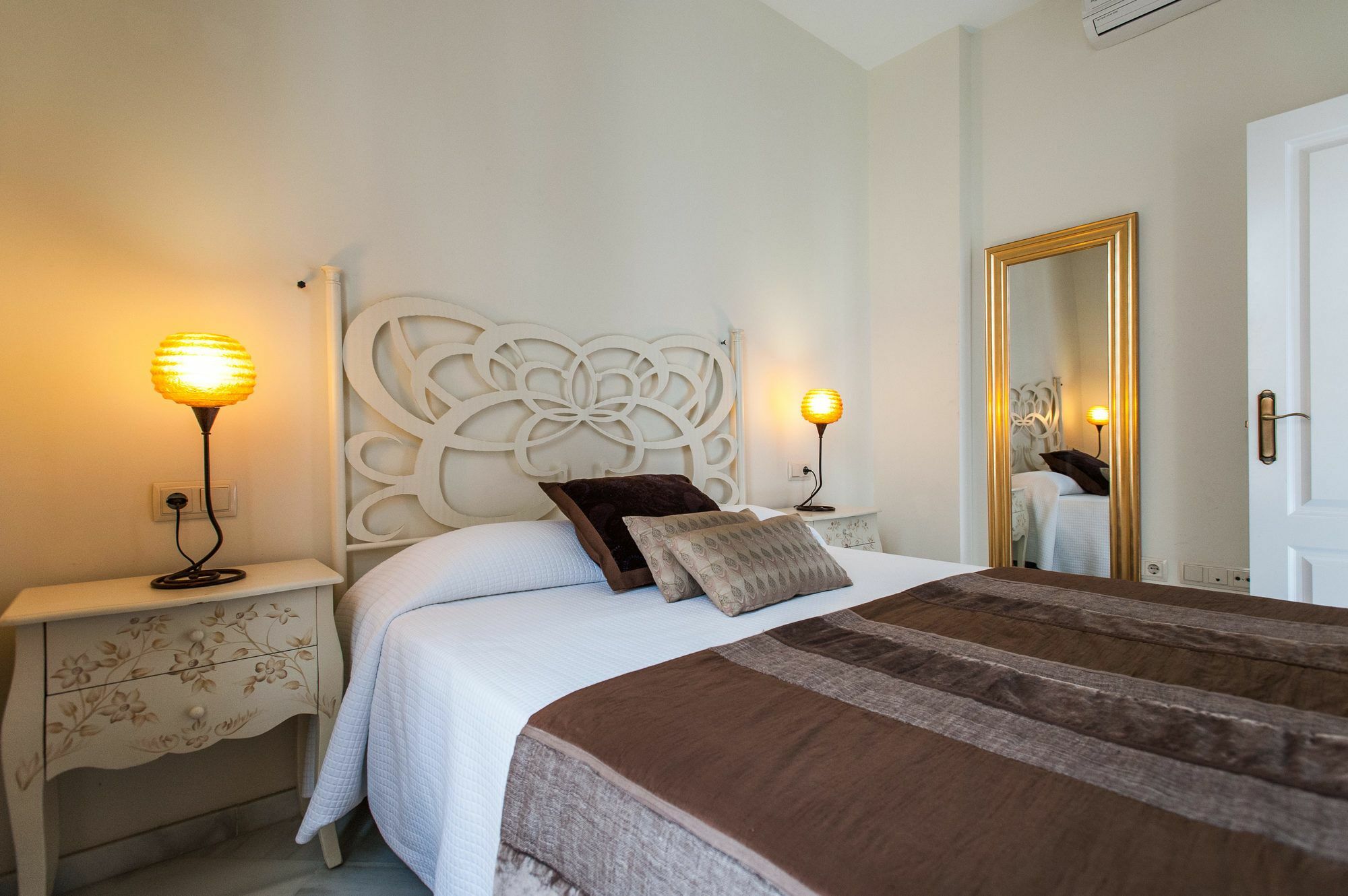 Singular Pilatos Apartment Seville Ngoại thất bức ảnh